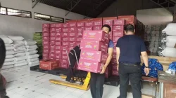 Gubernur Sulsel Pastikan Bantuan Logistik Provinsi Tiba di Bantaeng